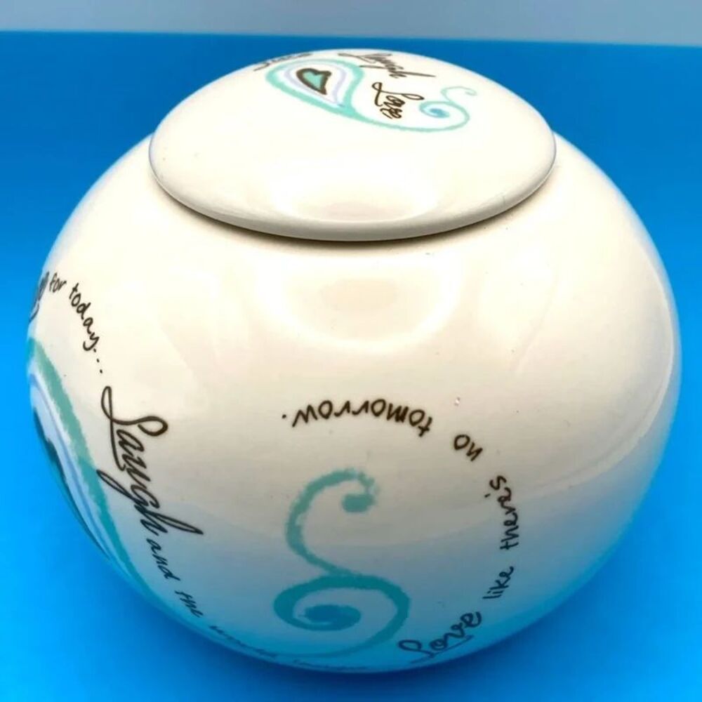 Life Is A Circle By Carson Round Tea Light Votive Candle Holder And Lid